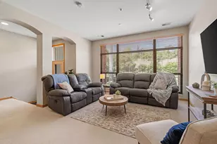 294 Spring St, Saint Paul, MN 55102 - Photo 4