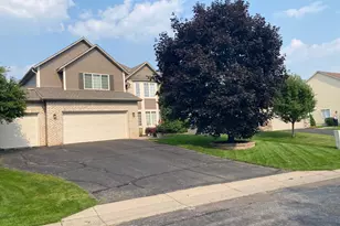 6785 Wildflower Dr S, Cottage Grove, MN 55016 - Photo 4