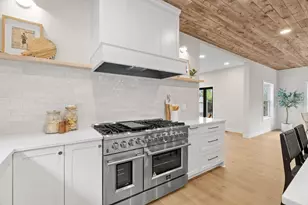 4404 Wilson St, Minnetonka, MN 55345 - Photo 20