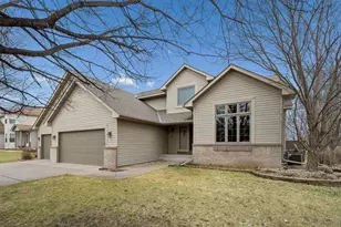13584 Aspen Dr, Rogers, MN 55374 - Photo 2