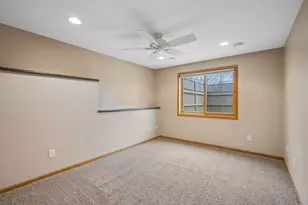 13584 Aspen Dr, Rogers, MN 55374 - Photo 34