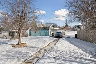 2646 Morgan Ave N, Minneapolis, MN 55411 - Photo 24