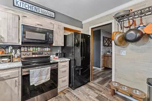 10239 Raven St NW, Coon Rapids, MN 55433 - Photo 16