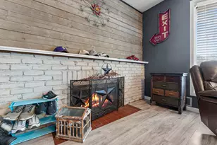 10239 Raven St NW, Coon Rapids, MN 55433 - Photo 10