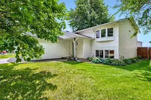 413 Tiffany Dr, Hastings, MN 55033 - Photo 2