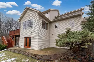 505 Chapel Ct, Eagan, MN 55121 - Photo 42