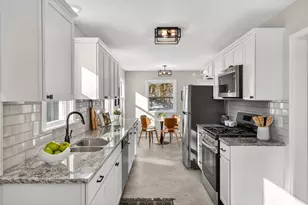 1245 Dale St N, Saint Paul, MN 55117 - Photo 10