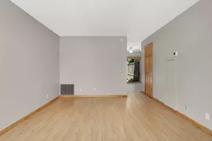 6425 Barrie Rd, Edina, MN 55435 - Photo 6