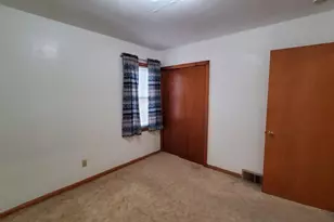 2156 Bush Ave E, Saint Paul, MN 55119 - Photo 14