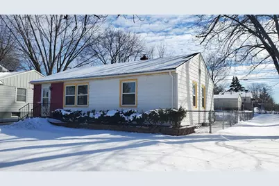 2156 Bush Avenue E, Saint Paul, MN 55119 - Photo 2