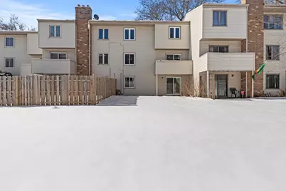 138 Ruth Street N #9, Saint Paul, MN 55119 - Photo 20