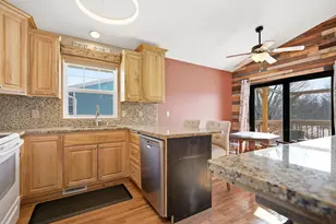 6121 Egg Lake Rd N, Hugo, MN 55038 - Photo 6