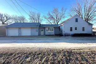 12 NW 5th St, Adams, MN 55909 - Photo 46