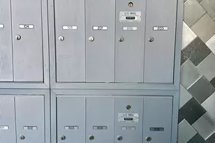 2201 3rd Ave S, Minneapolis, MN 55404 - Photo 10