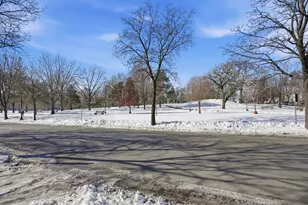 2201 3rd Ave S, Minneapolis, MN 55404 - Photo 26