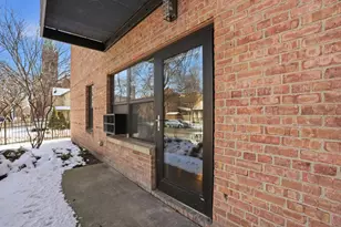 2201 3rd Ave S, Minneapolis, MN 55404 - Photo 30