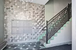 2201 3rd Ave S, Minneapolis, MN 55404 - Photo 2