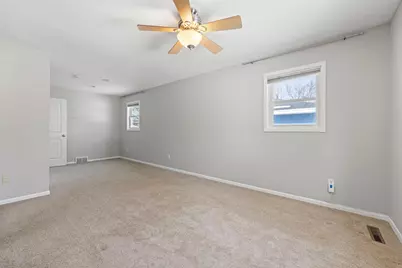 951 Swift Street S, Shakopee, MN 55379 - Photo 24