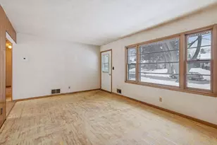 6216 Ridge Dr, Woodbury, MN 55125 - Photo 14