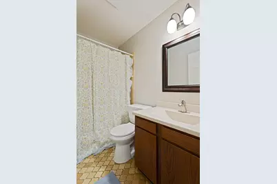 1911 Greenfield Lane SW #G, Rochester, MN 55902 - Photo 18