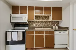 1911 Greenfield Ln SW, Rochester, MN 55902 - Photo 14