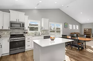 7010 Guilford Ln, Rockford, MN 55373 - Photo 4