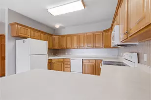 9225 Medicine Lake Rd, Golden Valley, MN 55427 - Photo 6