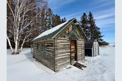 29808 County Road 28, Roseau, MN 56751 - Photo 8