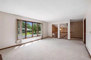 5706 W 98 1/2 St, Bloomington, MN 55437 - Photo 20