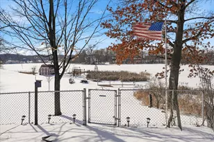 400 Mill St, Excelsior, MN 55331 - Photo 32