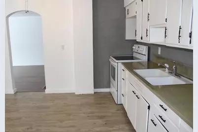 118 4th Street SW, Staples, MN 56479 - Photo 4