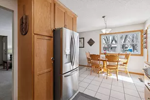 1186 Quincy St, Shakopee, MN 55379 - Photo 10