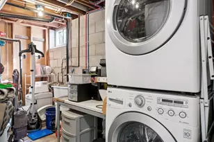 1186 Quincy St, Shakopee, MN 55379 - Photo 30