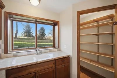 2504 4th Avenue NW, Austin, MN 55912 - Photo 52