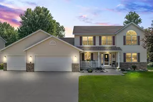 1405 17th Dr SW, Austin, MN 55912 - Photo 1