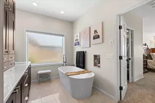 102 Century Trl, Circle Pines, MN 55014 - Photo 4