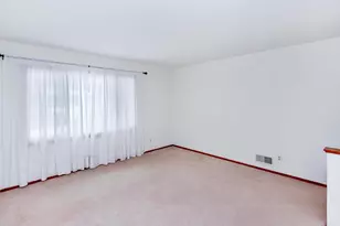 1769 Serpentine Dr, Eagan, MN 55122 - Photo 6