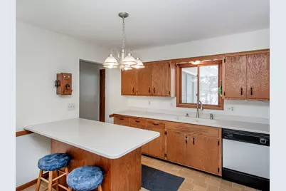 1769 Serpentine Drive, Eagan, MN 55122 - Photo 10