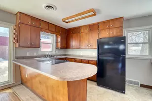 1707 6th St S, Moorhead, MN 56560 - Photo 8