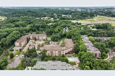 6670 Vernon Avenue S #105, Edina, MN 55436 - Photo 2