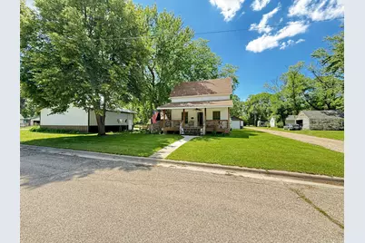 135 N Petrick Street, Appleton, MN 56208 - Photo 2