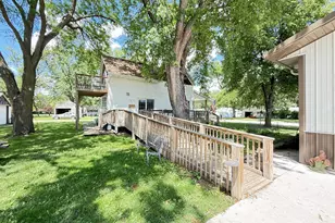 135 N Petrick St, Appleton, MN 56208 - Photo 6