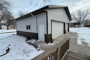 135 N Petrick St, Appleton, MN 56208 - Photo 6