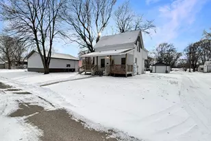 135 N Petrick St, Appleton, MN 56208 - Photo 4