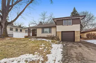 821 16th Ave N, South Saint Paul, MN 55075 - Photo 2