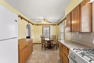 821 16th Ave N, South Saint Paul, MN 55075 - Photo 8