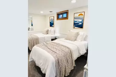 1064 Glenhill Road, Saint Paul, MN 55126 - Photo 10