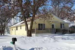 303 Main Ave S, Roseau, MN 56751 - Photo 24