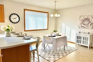 303 Main Ave S, Roseau, MN 56751 - Photo 4