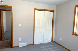 303 Main Ave S, Roseau, MN 56751 - Photo 16